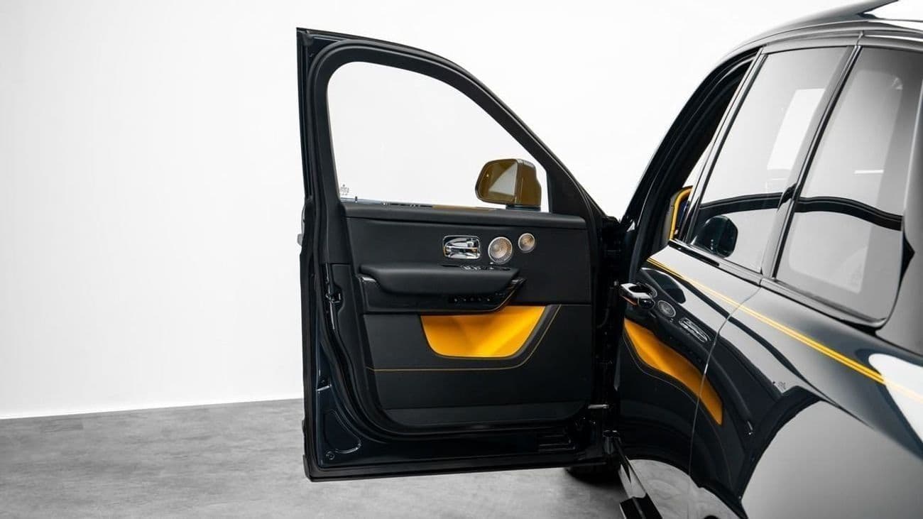 2026 Rolls Royce Cullinan BLACK BADGE thumbnail 6