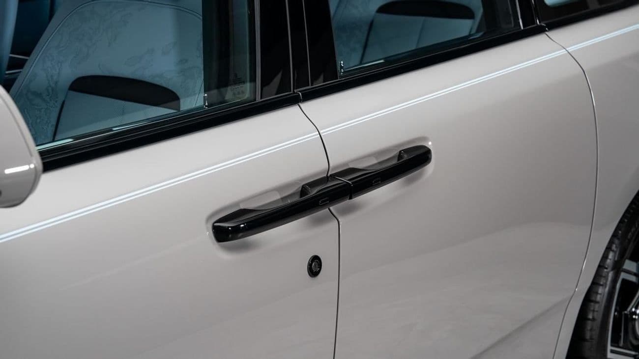 2026 Rolls Royce Cullinan BLACK BADGE thumbnail 6
