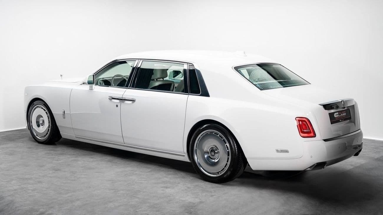 2026 Rolls Royce Phantom EWB thumbnail 2