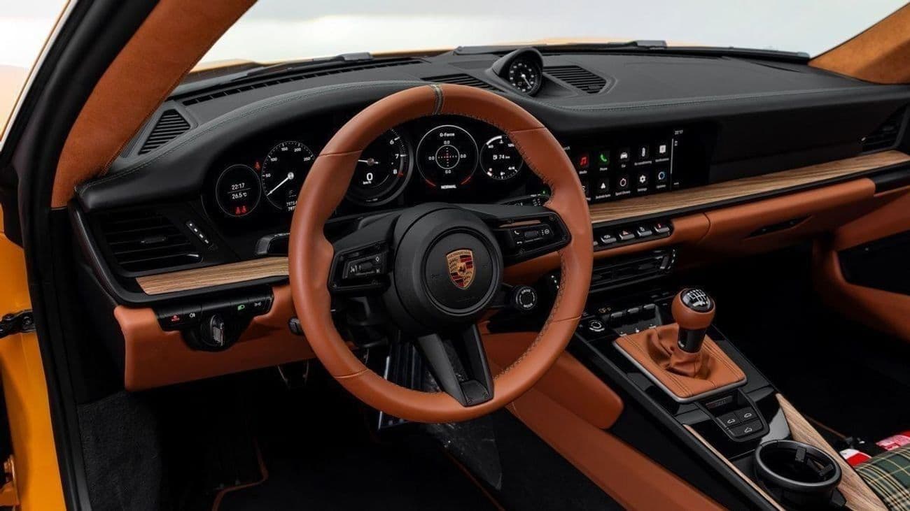 2024 Porsche 911 CARRERA T thumbnail 8