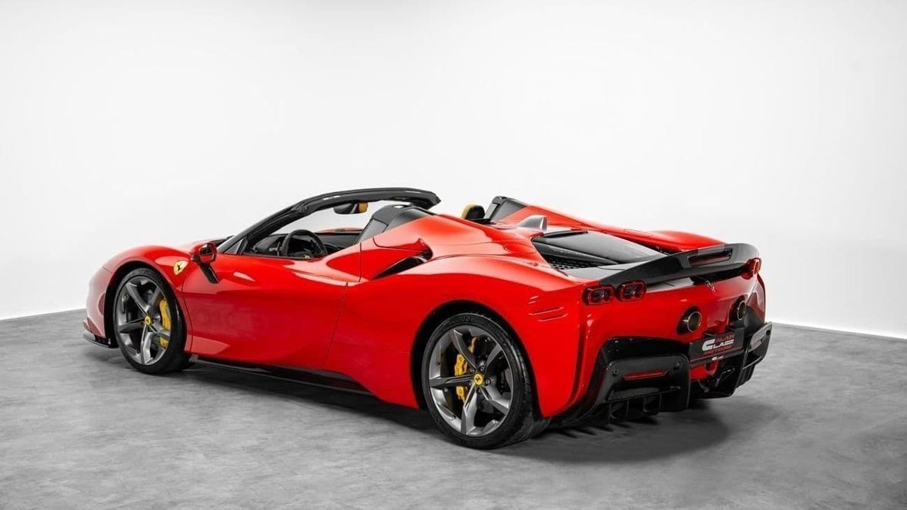 2023 Ferrari SF90 SPIDER thumbnail 2