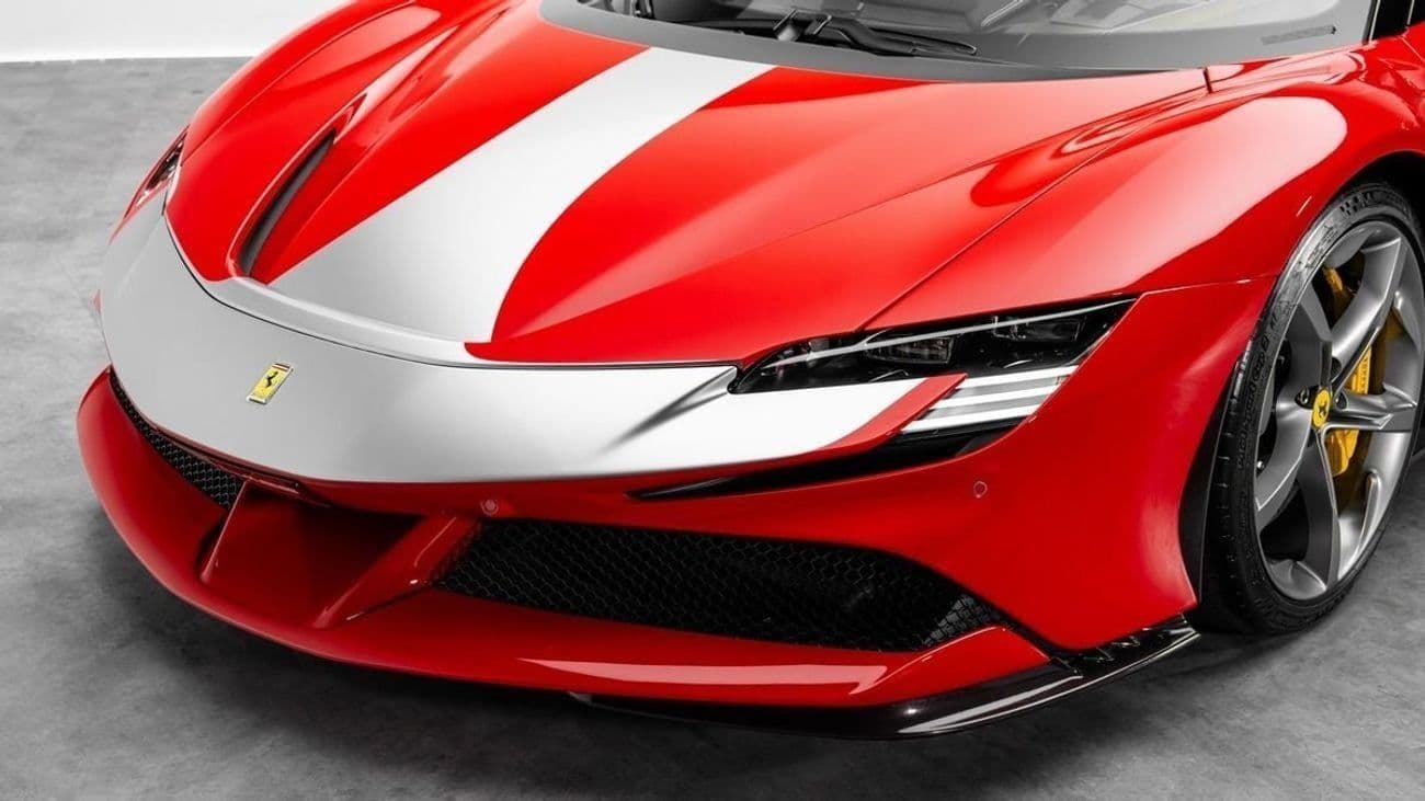 2023 Ferrari SF90 SPIDER thumbnail 5