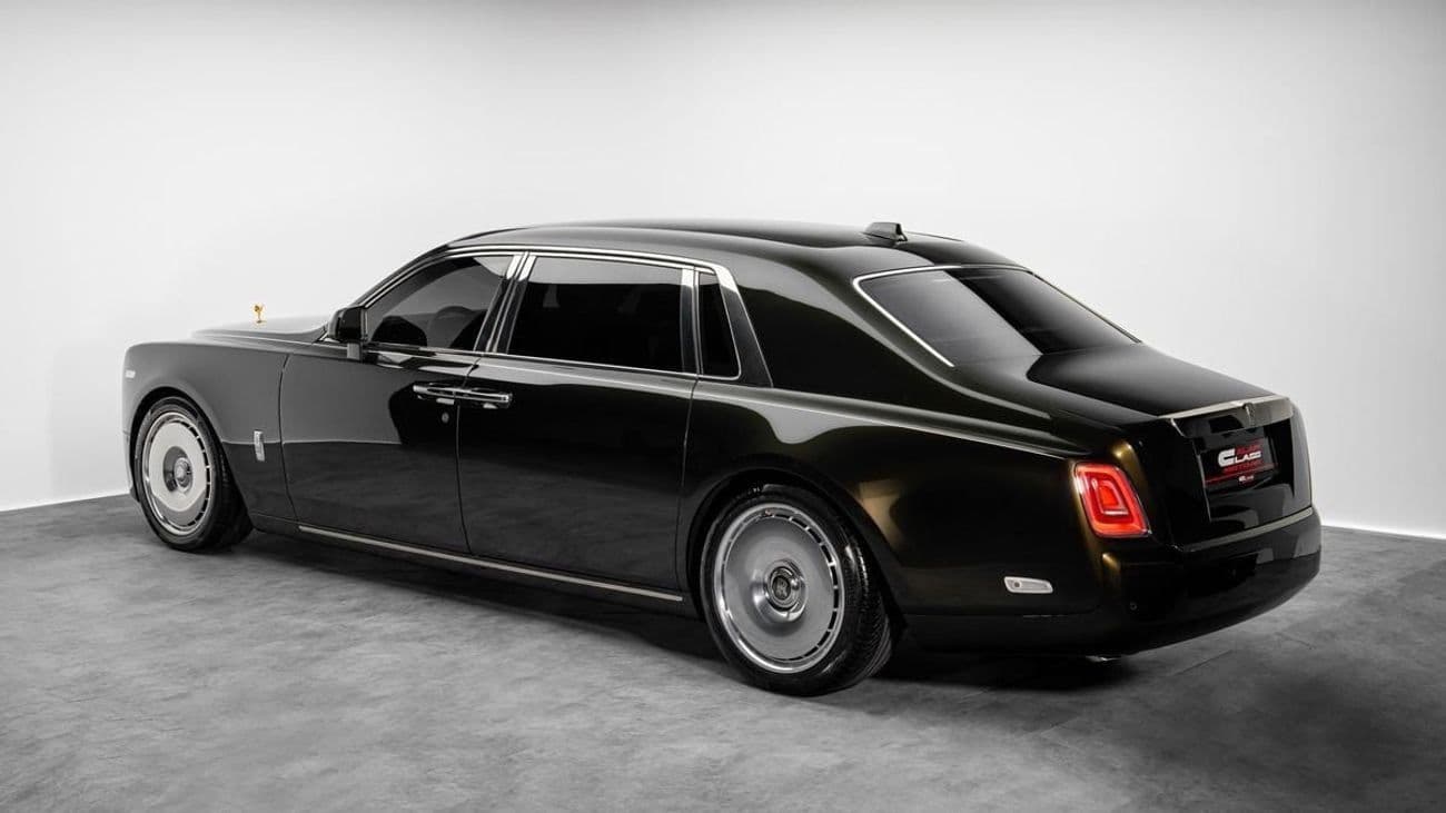 2023 Rolls Royce Phantom EWB thumbnail 2
