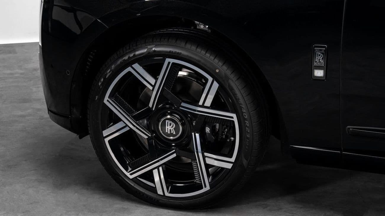 2026 Rolls Royce Cullinan BLACK BADGE thumbnail 4