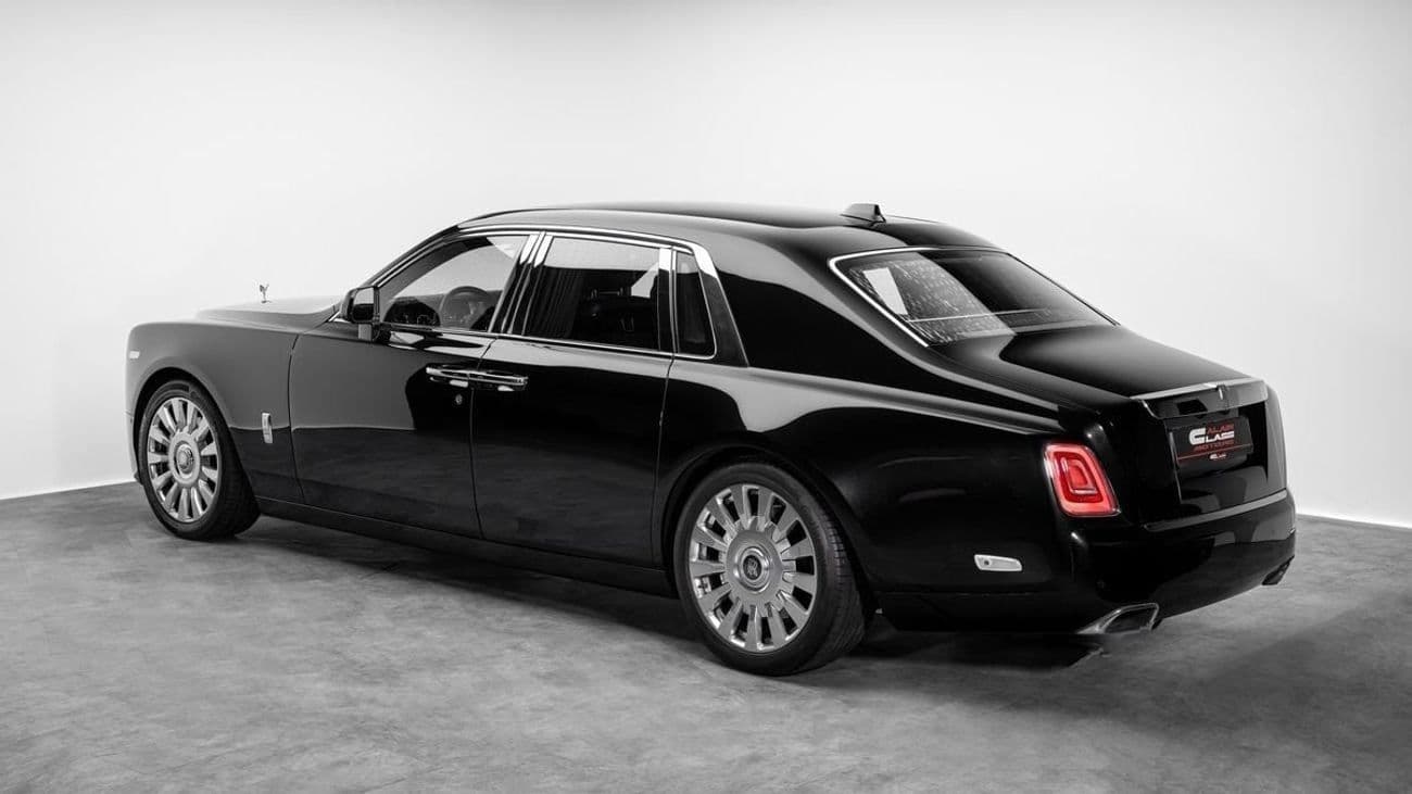 2019 Rolls Royce Phantom EWB thumbnail 2