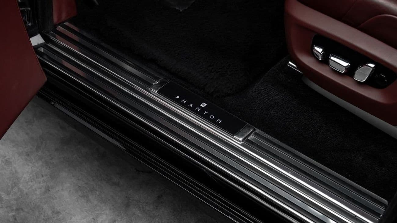 2019 Rolls Royce Phantom EWB thumbnail 7