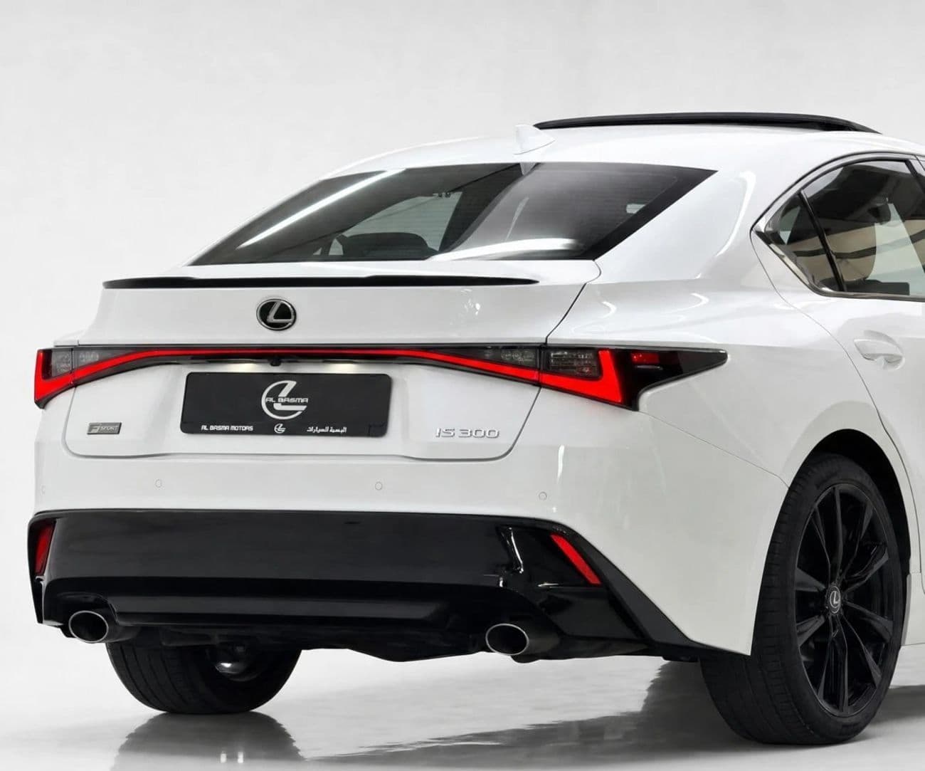 2023 Lexus IS300 thumbnail 3