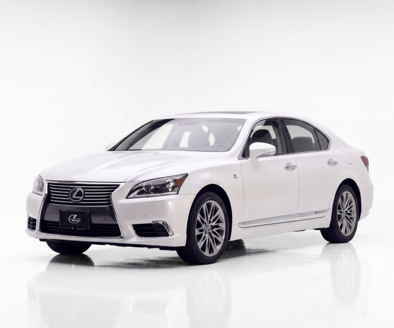 2015 Lexus LS460 PRESTIGE SWB
