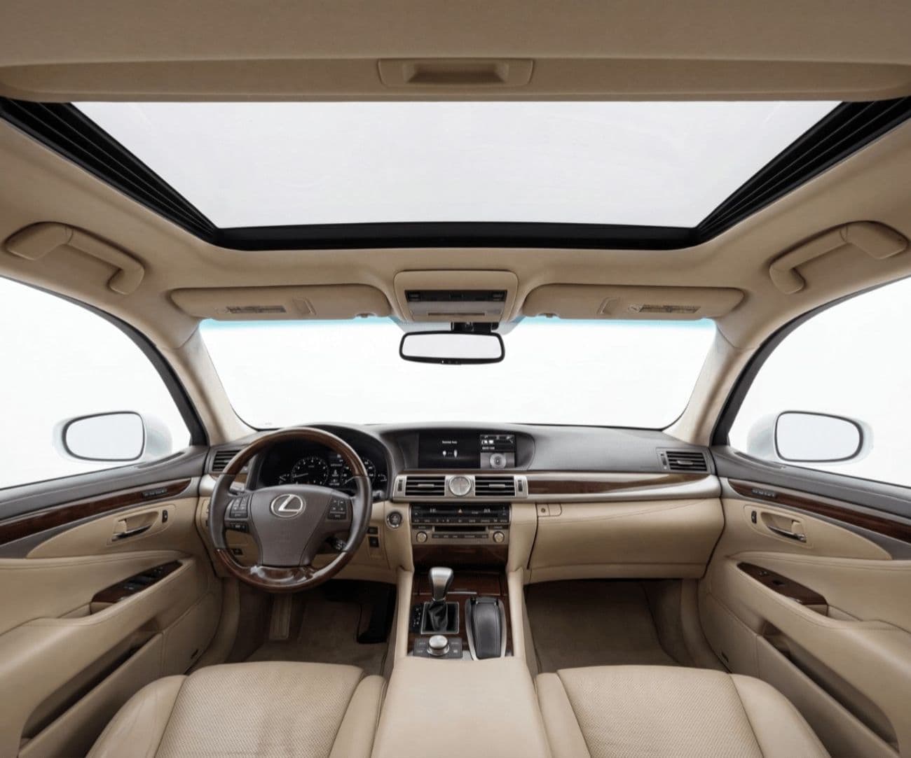 2015 Lexus LS460 PRESTIGE SWB thumbnail 3
