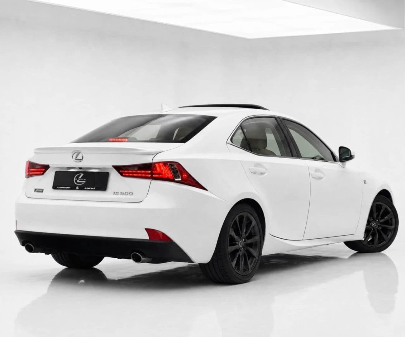 2016 Lexus IS300 thumbnail 2