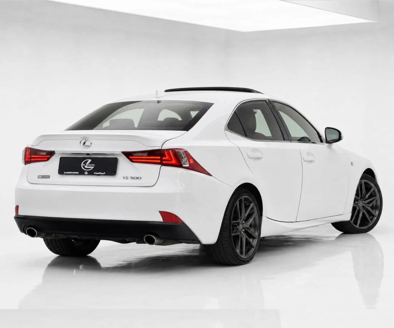 2016 Lexus IS300 AWD thumbnail 3