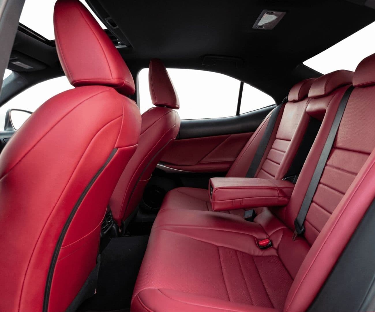 2017 Lexus IS200t F SPORT thumbnail 4