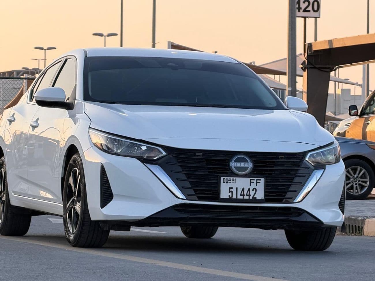 2024 Nissan Sentra SV thumbnail 2