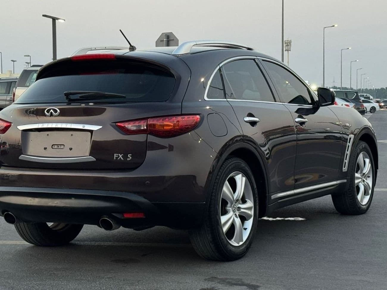 2010 Infiniti FX35 EXCELLENCE thumbnail 4