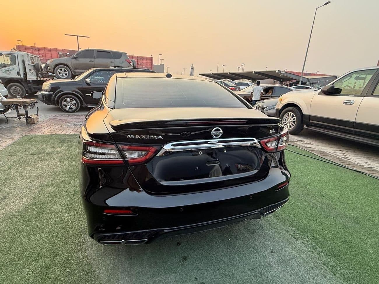 2019 Nissan Maxima SL thumbnail 8