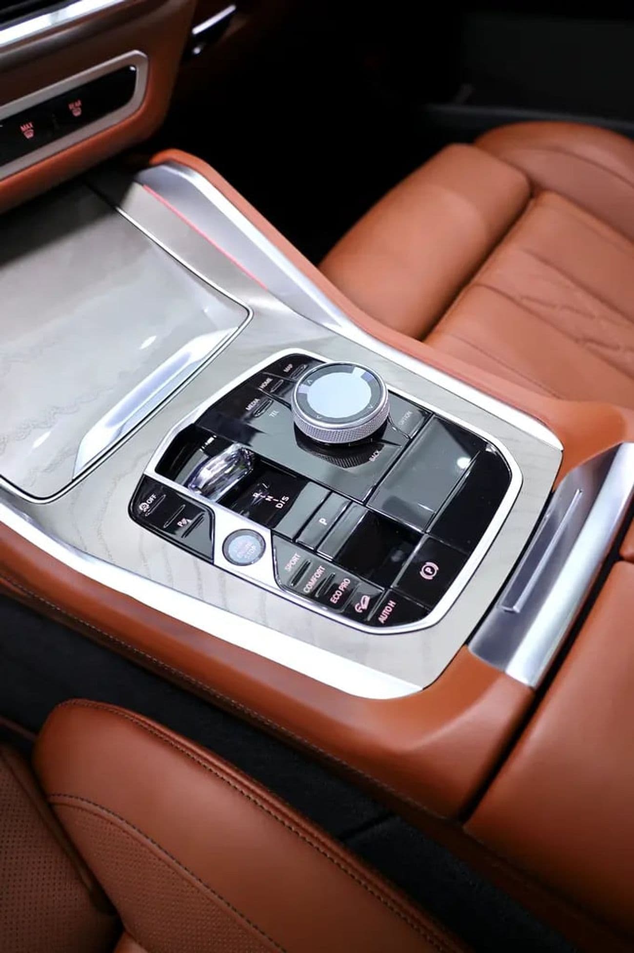 2026 BMW X6 thumbnail 6