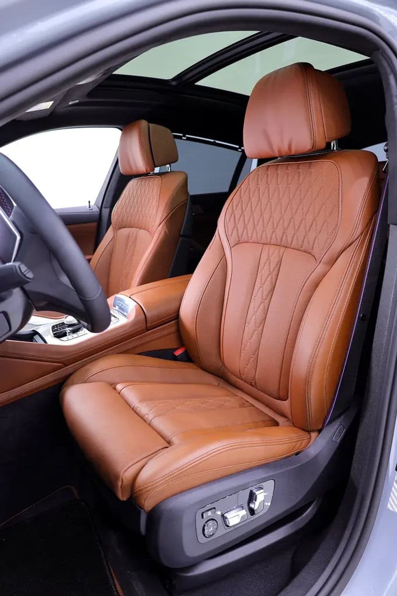 2026 BMW X6 thumbnail 7