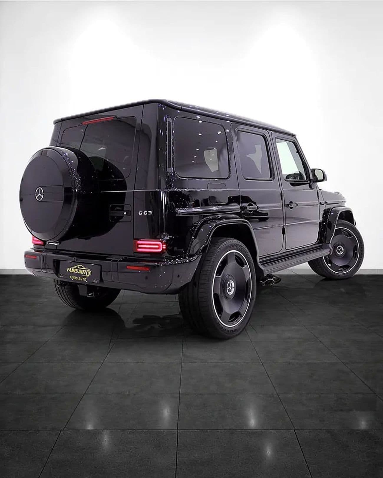 2027 Mercedes Benz G63 AMG thumbnail 4