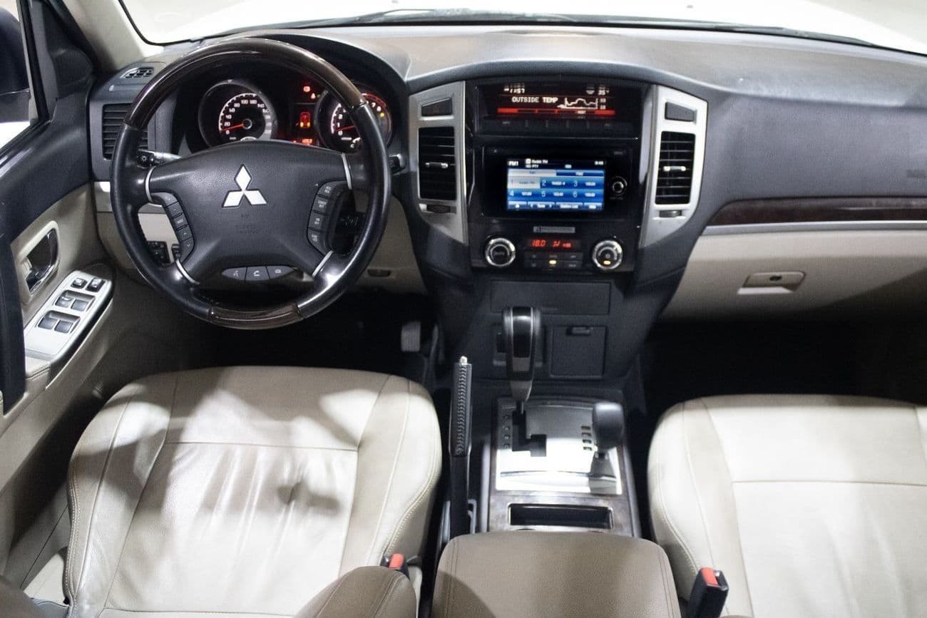 2020 Mitsubishi Pajero GLS HIGHLINE thumbnail 7