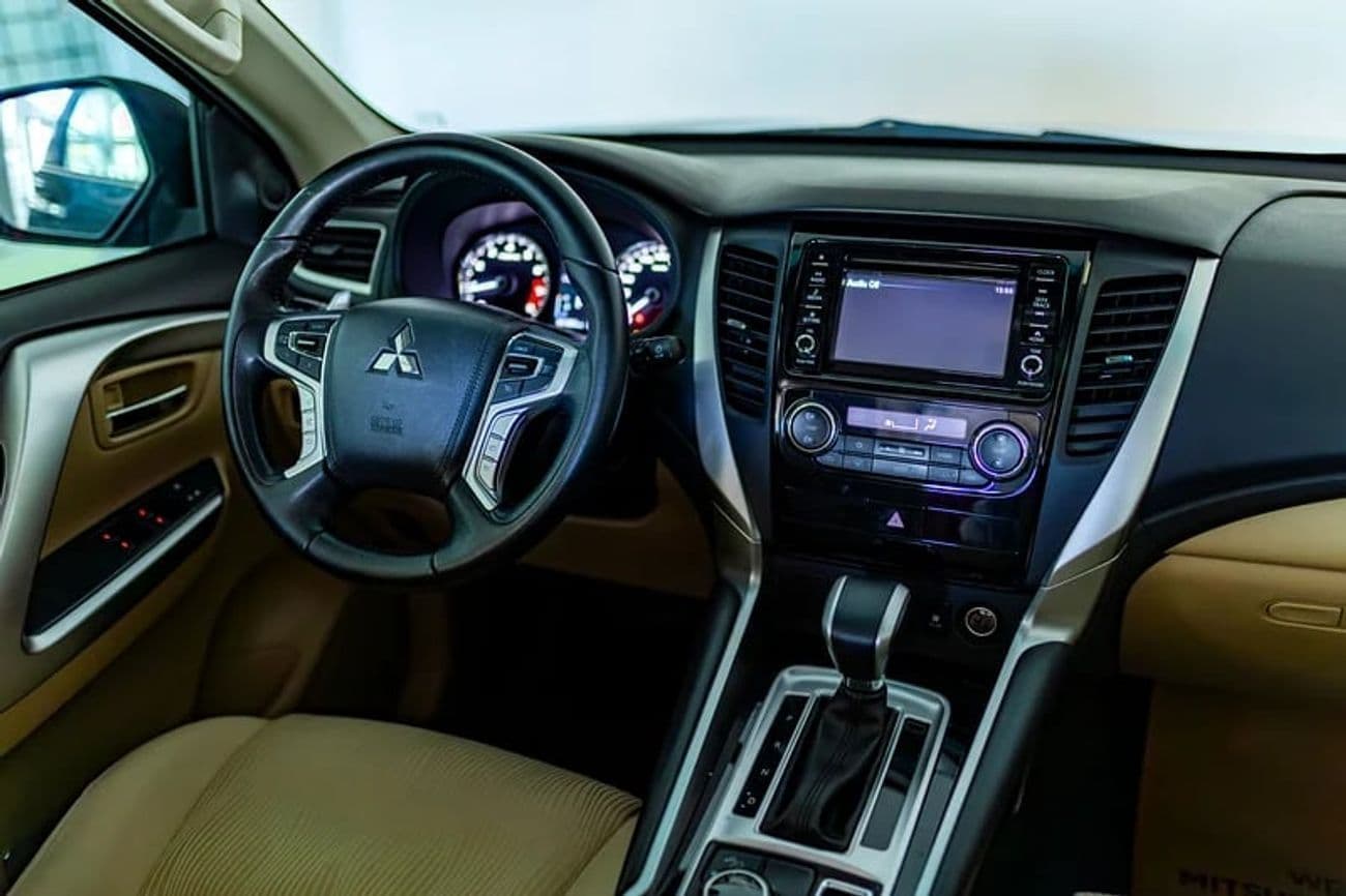 2019 Mitsubishi Montero Sport GLS thumbnail 7