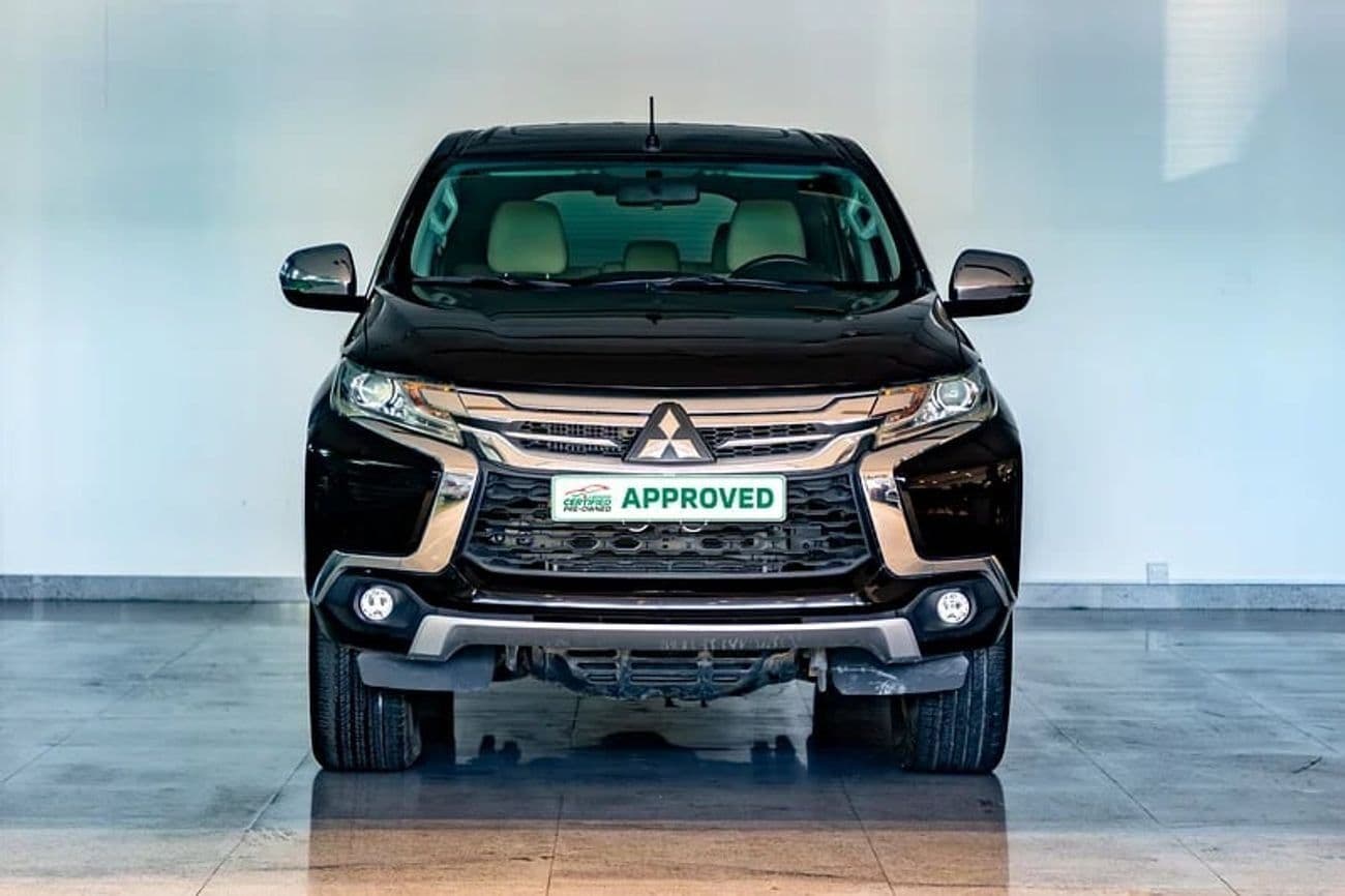 2019 Mitsubishi Montero Sport GLS thumbnail 2
