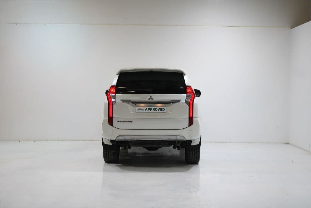 2019 Mitsubishi Montero Sport GLS thumbnail 4