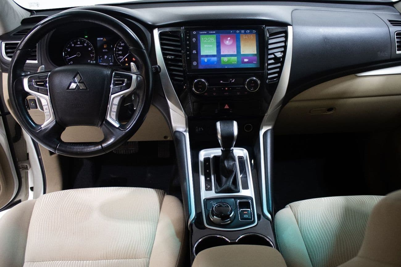 2019 Mitsubishi Montero Sport GLS thumbnail 8
