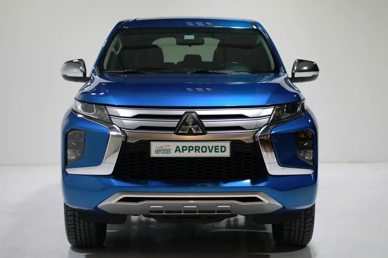 2023 Mitsubishi Montero Sport GLS thumbnail 2