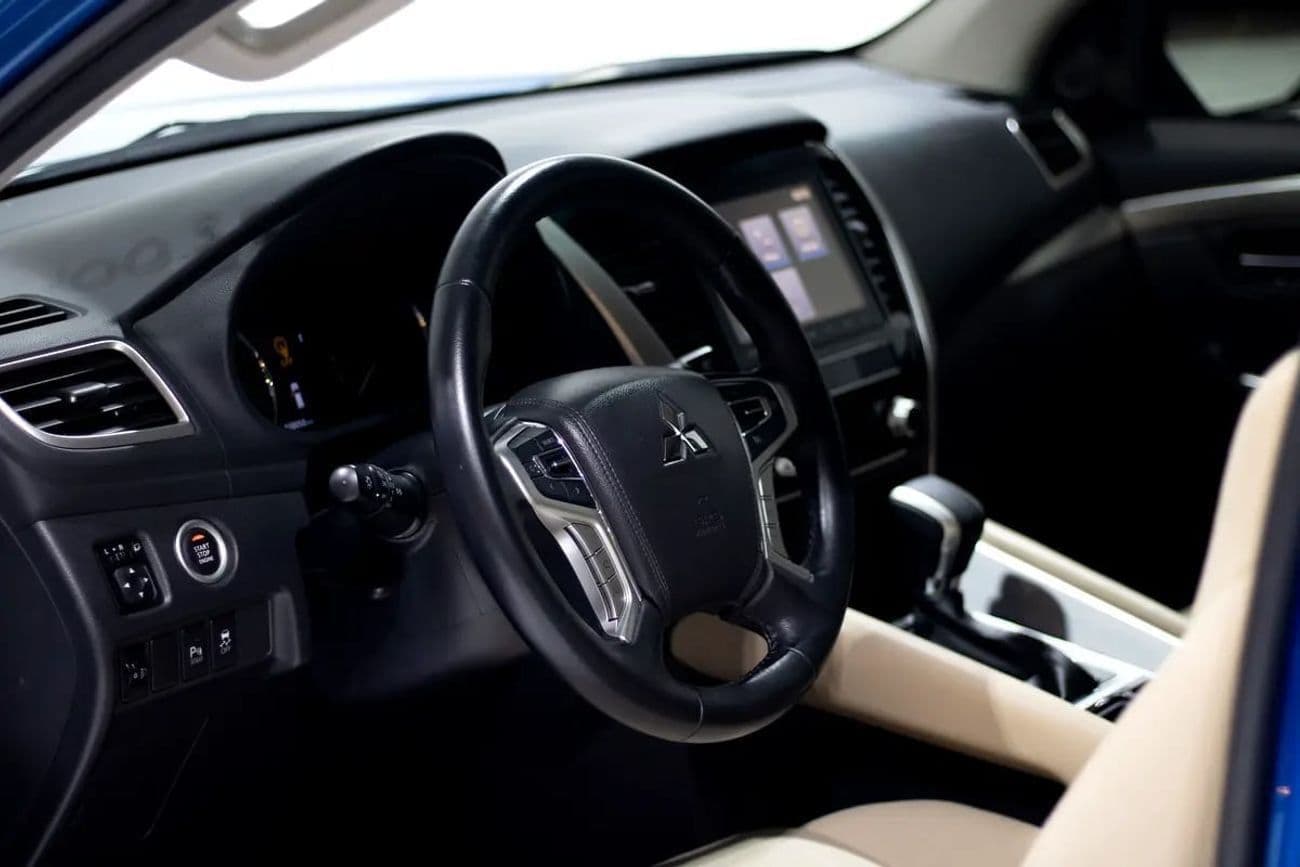 2023 Mitsubishi Montero Sport GLS thumbnail 6