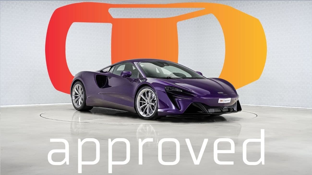 2023 McLaren Artura
