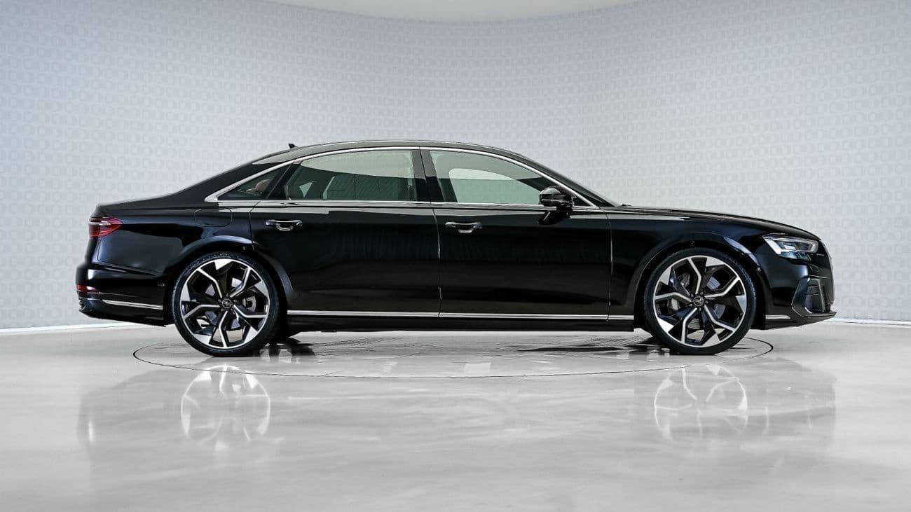 2026 Audi A8 55 TFSI thumbnail 3
