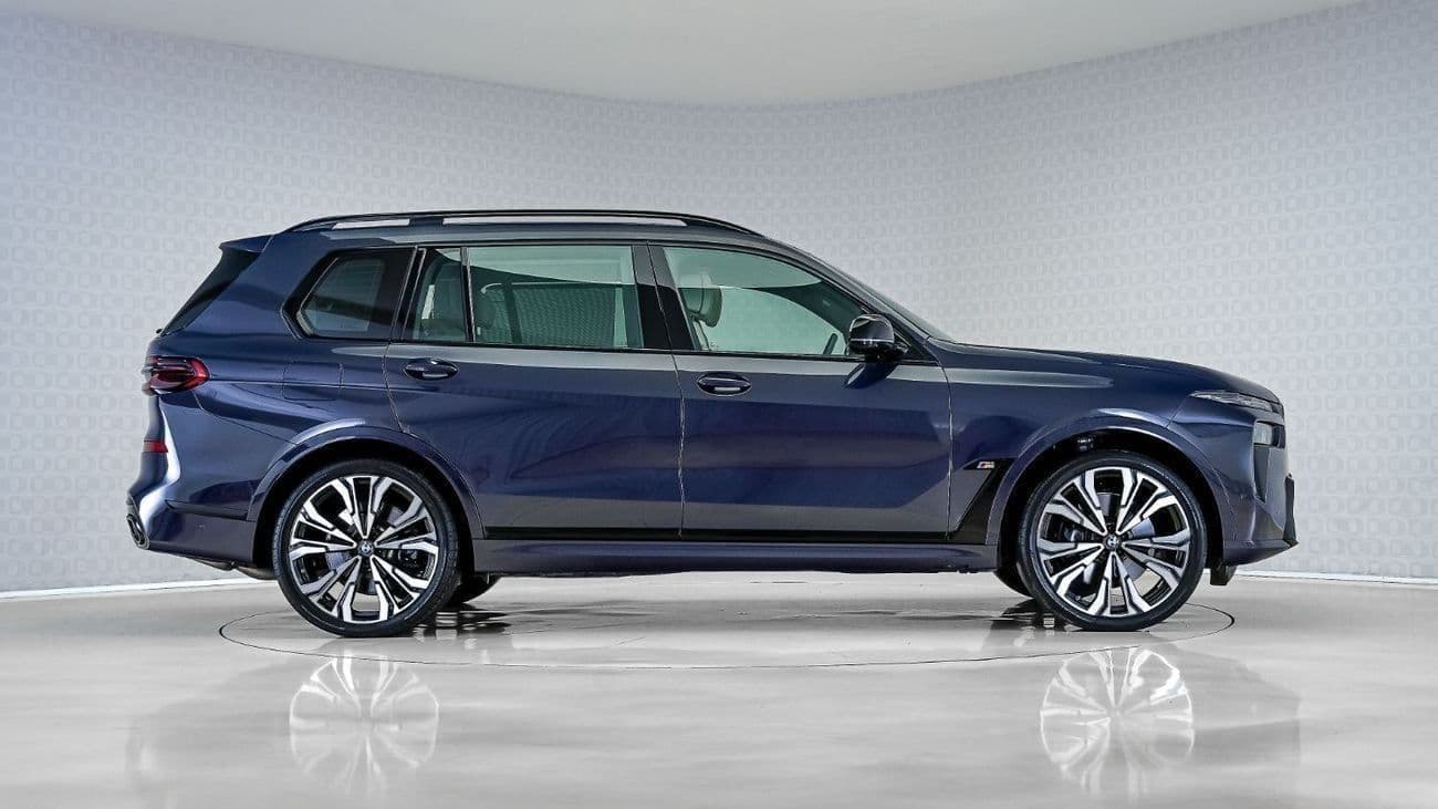 2025 BMW X7 M60i XDRIVE thumbnail 3