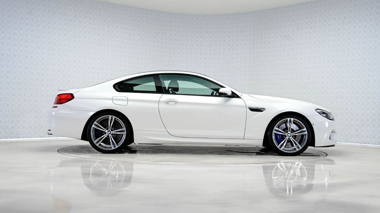 2016 BMW M6 thumbnail 3