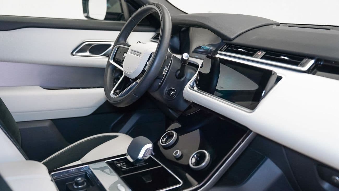 2023 Land Rover Range Rover Velar R DYNAMIC SE thumbnail 4