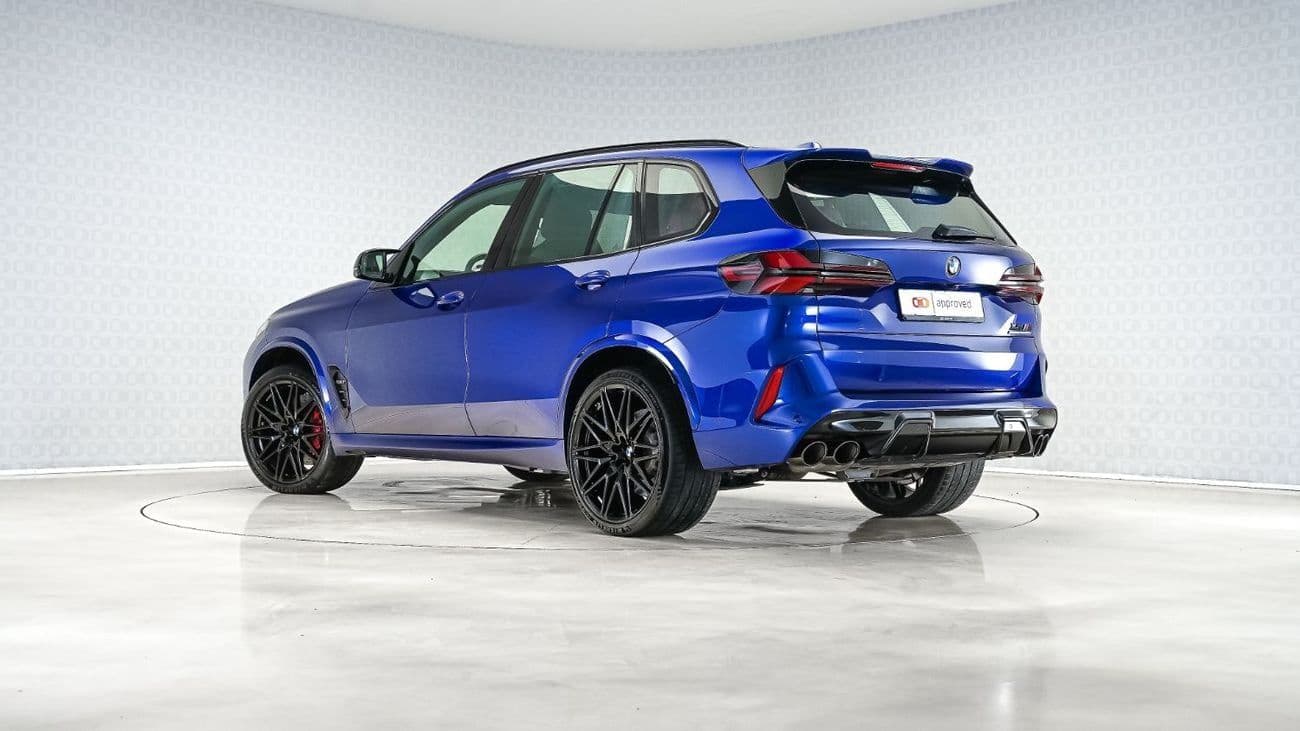 2025 BMW X5 M thumbnail 2