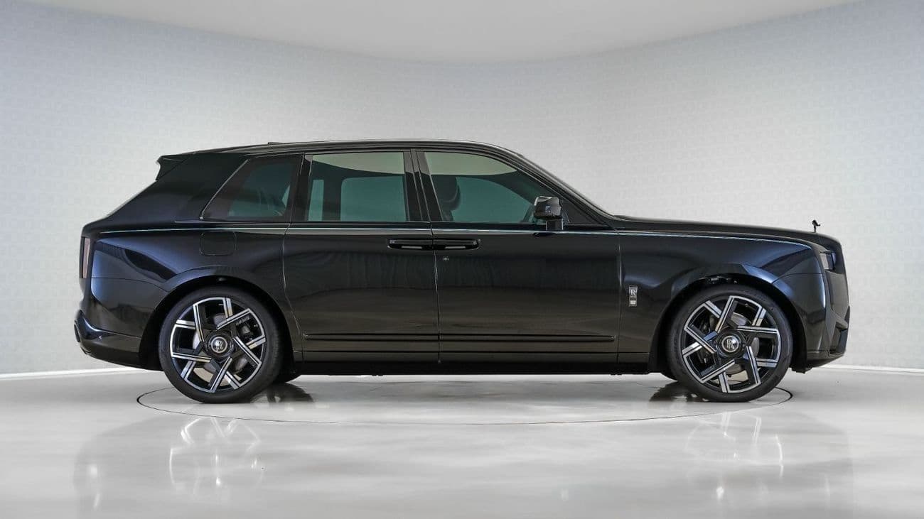 2026 Rolls Royce Cullinan BLACK BADGE thumbnail 3
