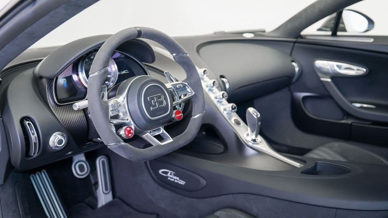 2021 Bugatti Chiron PUR SPORT thumbnail 4