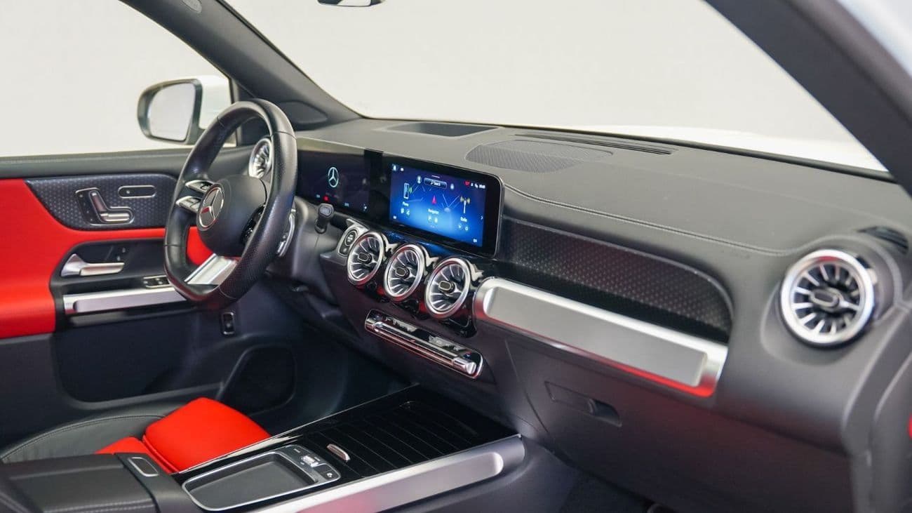 2025 Mercedes Benz GLB250 4MATIC thumbnail 6