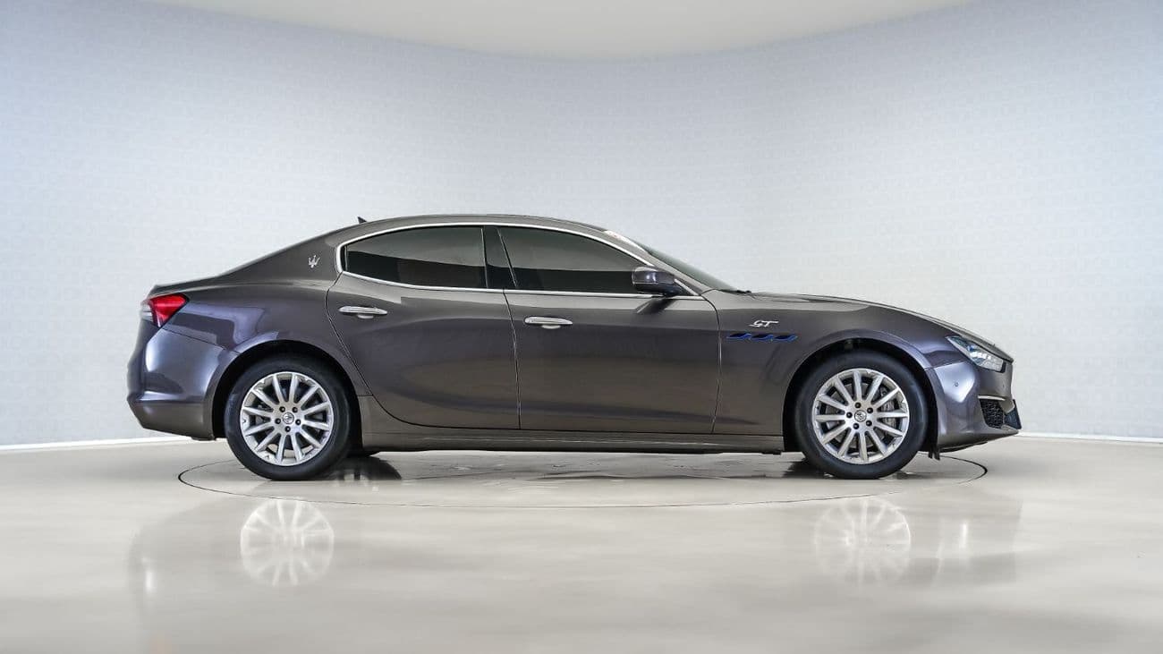 2022 Maserati Ghibli GT thumbnail 3