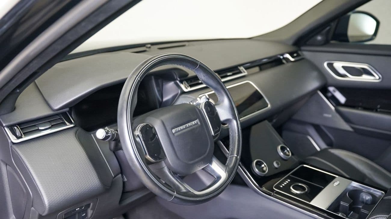 2019 Land Rover Range Rover Velar R DYNAMIC SE thumbnail 4