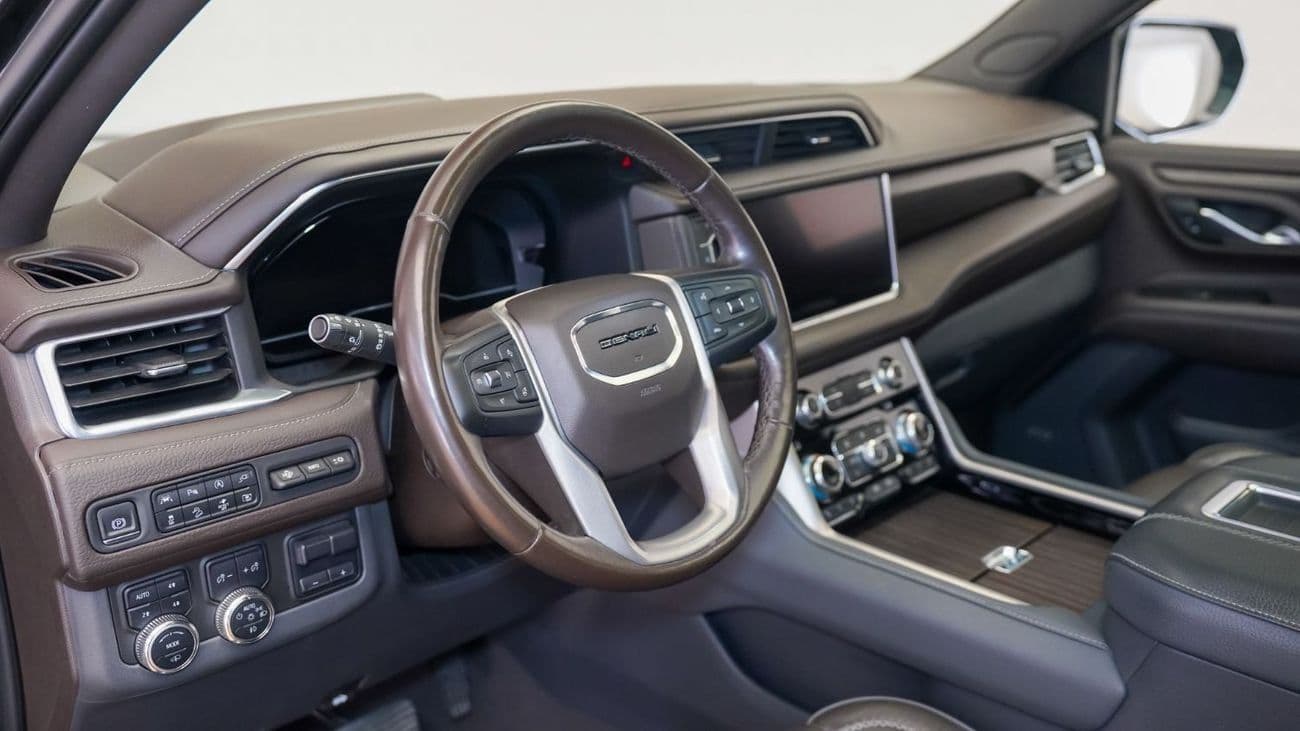 2022 GMC Yukon DENALI thumbnail 4