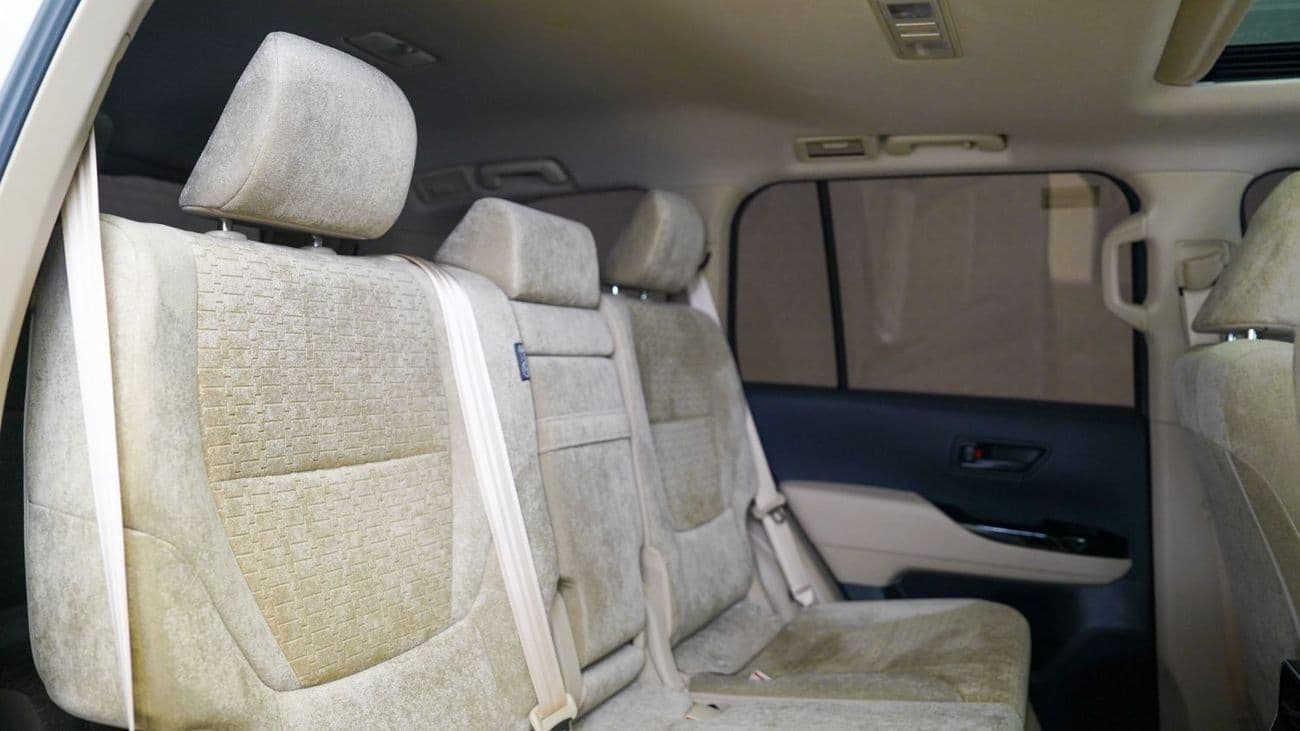 2025 Toyota Land Cruiser EXR thumbnail 8