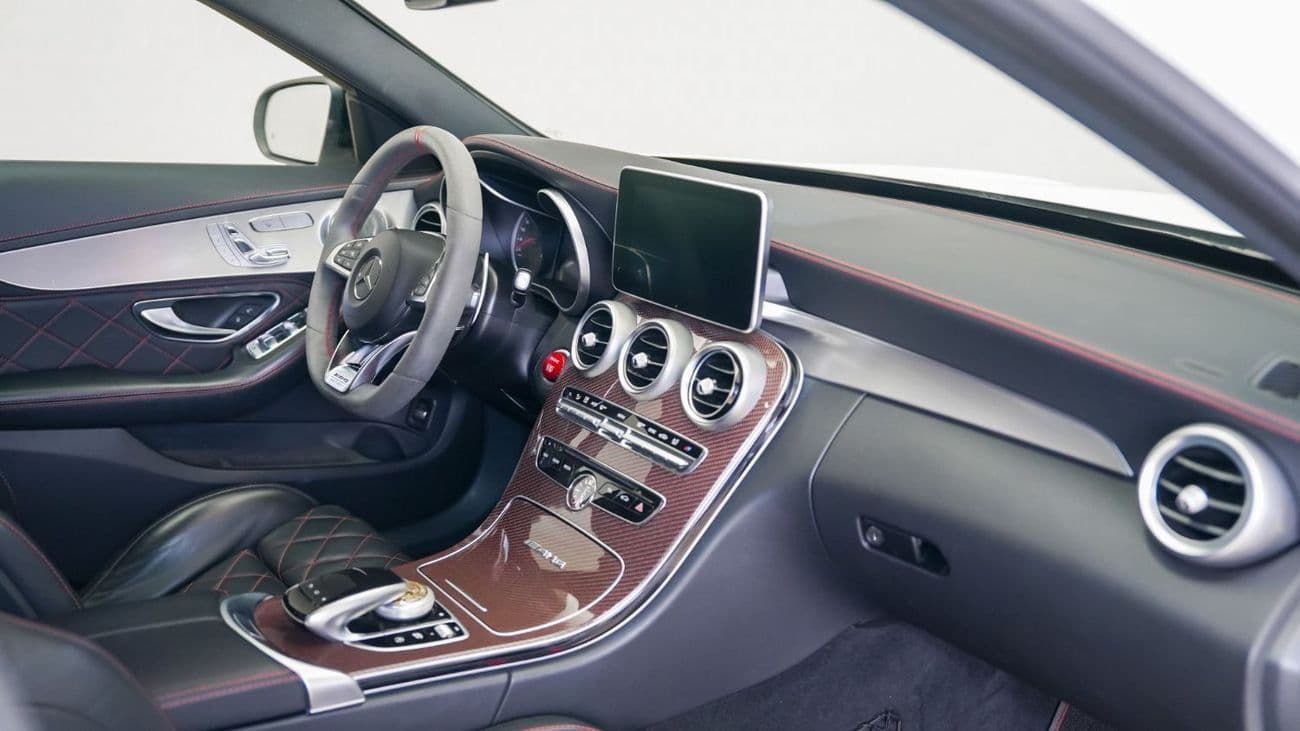 2016 Mercedes Benz C63 AMG S thumbnail 7