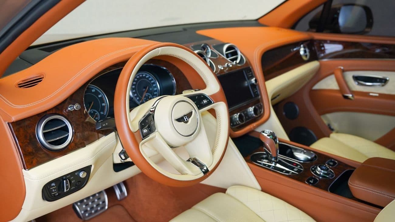 2017 Bentley Bentayga SIGNATURE thumbnail 4