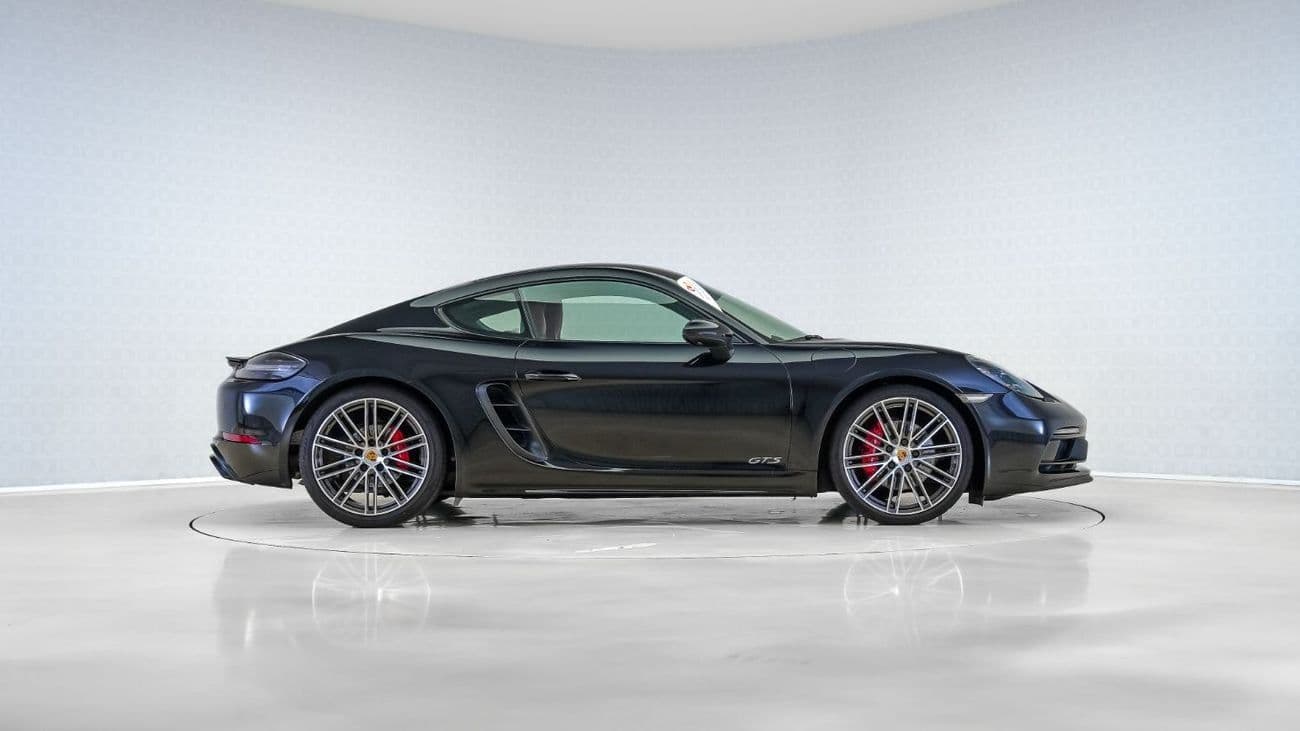 2018 Porsche 718 Cayman GTS thumbnail 3