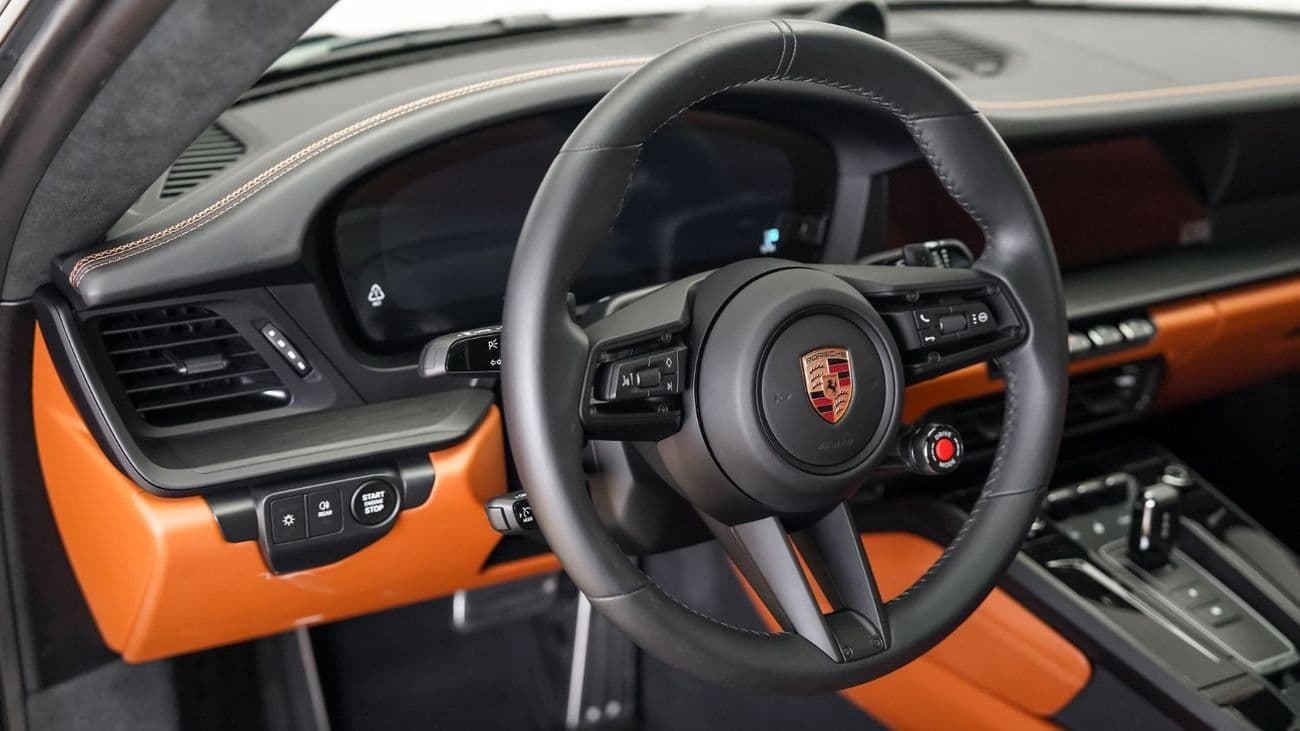 2026 Porsche 911 CARRERA 4GTS thumbnail 4