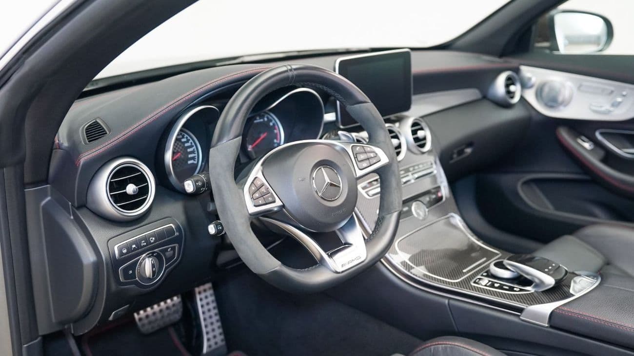 2017 Mercedes Benz C43 AMG thumbnail 4