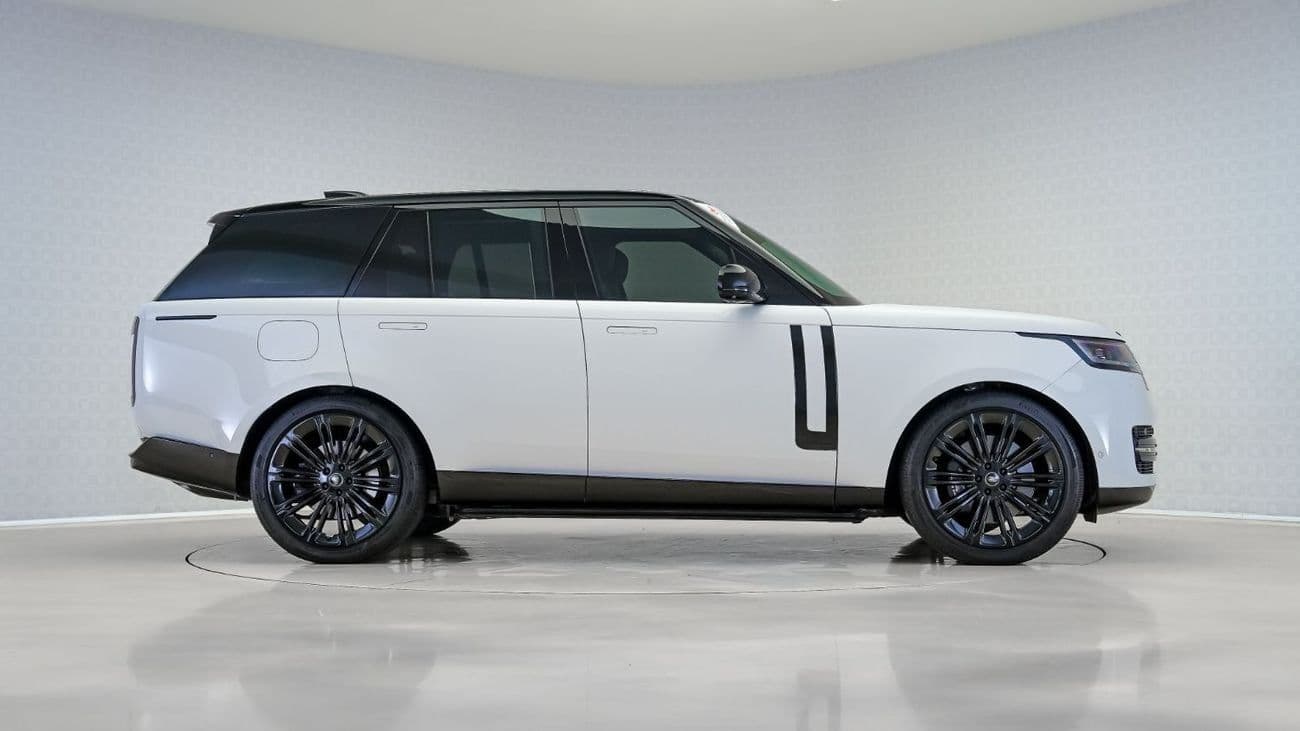 2025 Land Rover Range Rover AUTOBIOGRAPHY thumbnail 3