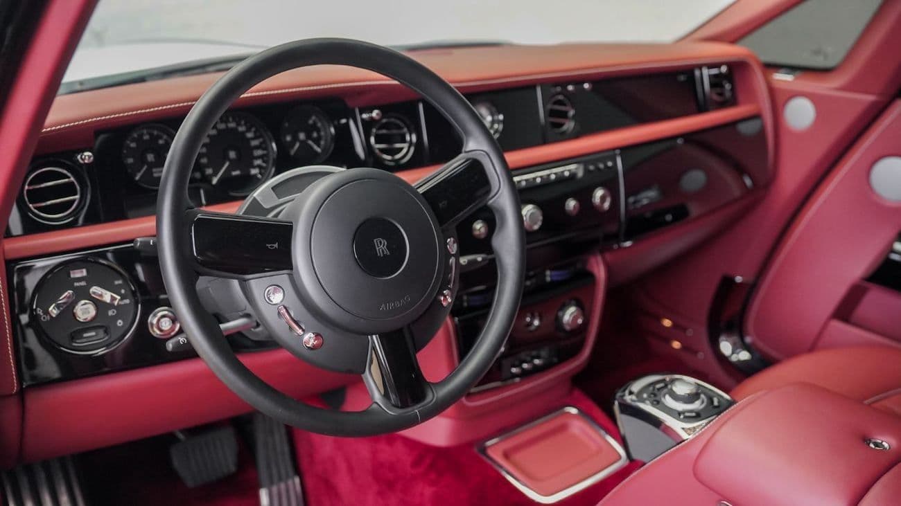 2015 Rolls Royce Phantom COUPE thumbnail 5