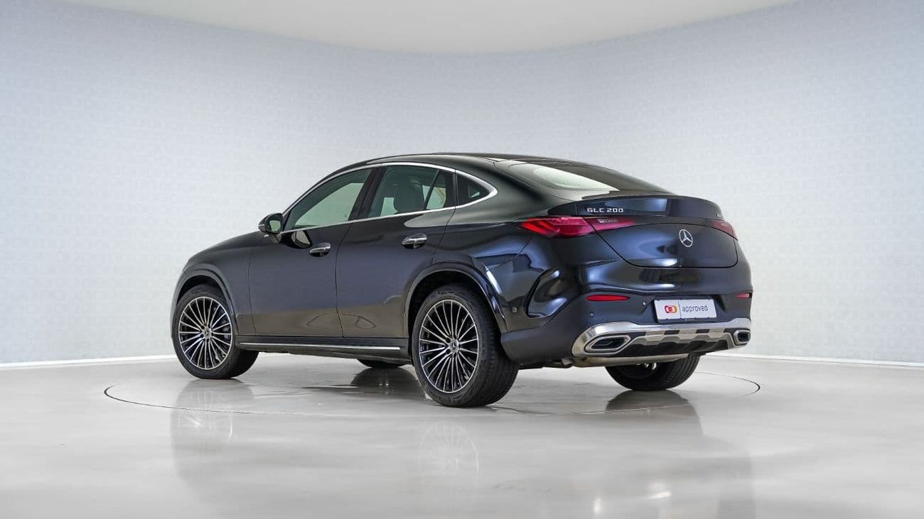 2025 Mercedes Benz GLC200 AMG 4Matic Coupe thumbnail 2
